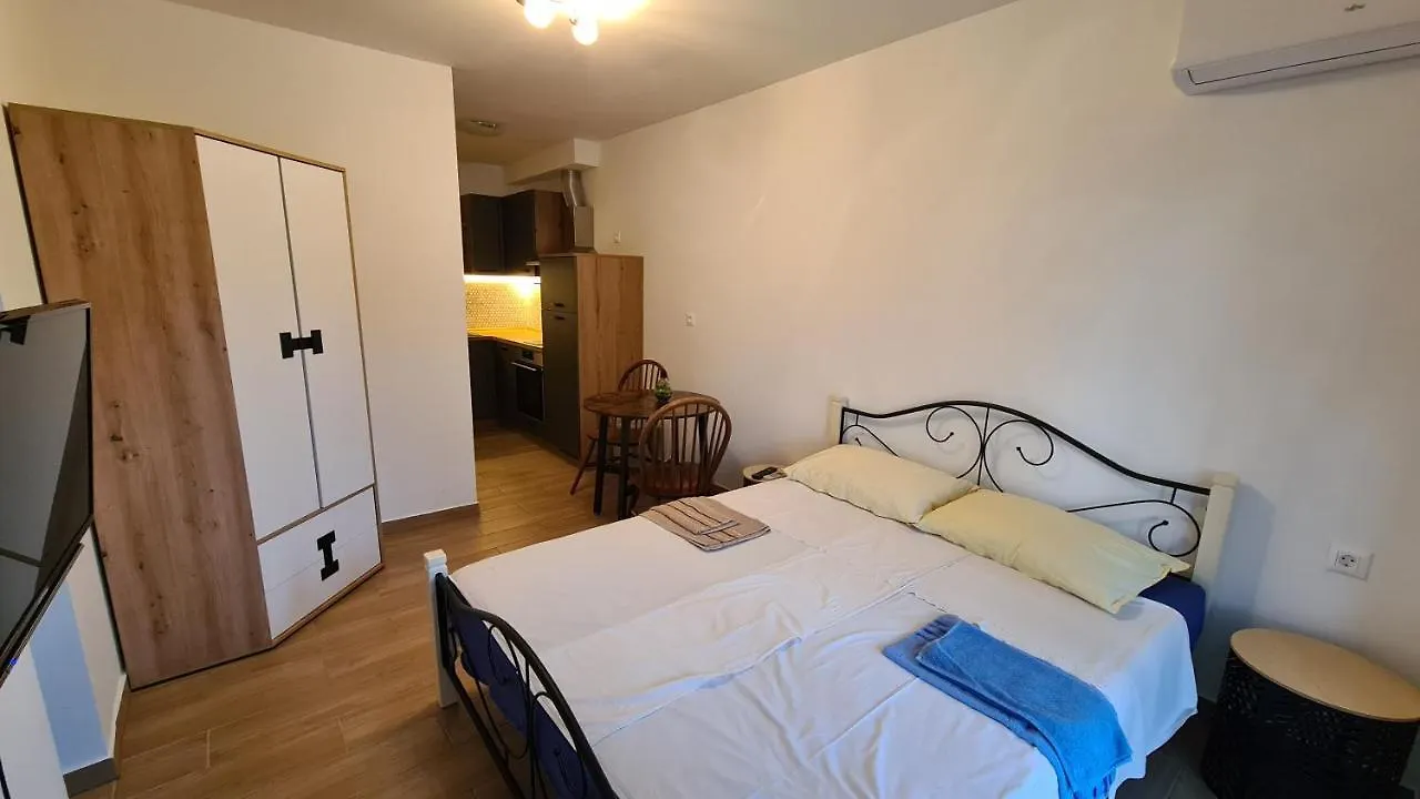 Mila Holiday Apartments contacts
